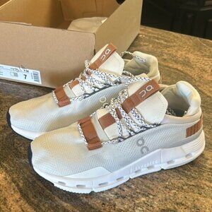 ON Running Cloudnova Women Shoes White Pearl